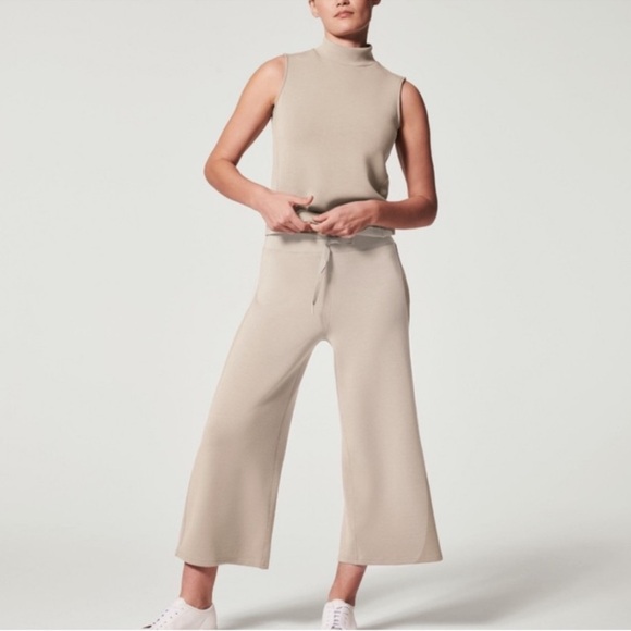 NWT Spanx AirEssentials Cropped Wide Leg Pant & Mock Neck in Fawn SET Size 1X